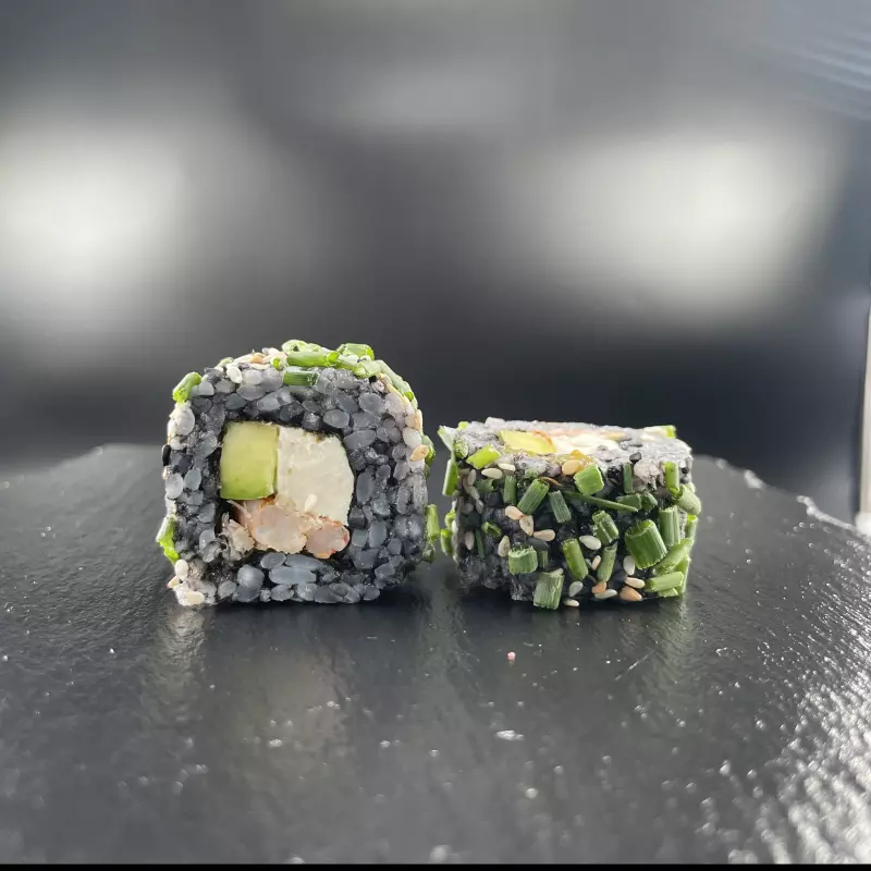 Black Langostino Roll x 8 u