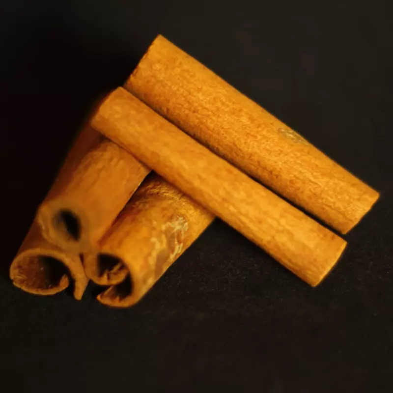 CANELA EM PAU 6CM (PCT 200g)