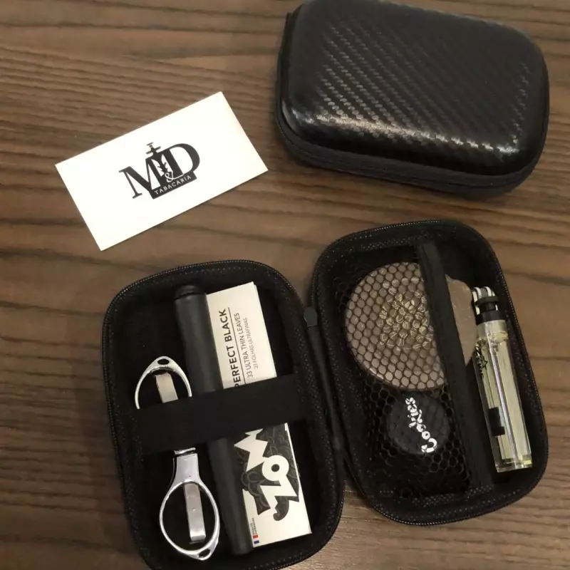 Case pequena de couro