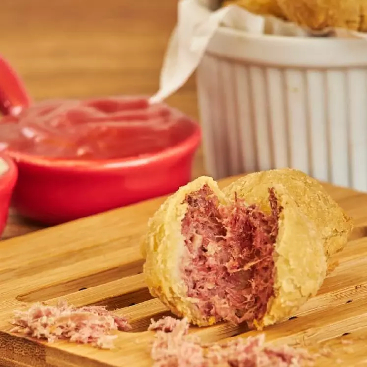 Bolinho de Charque