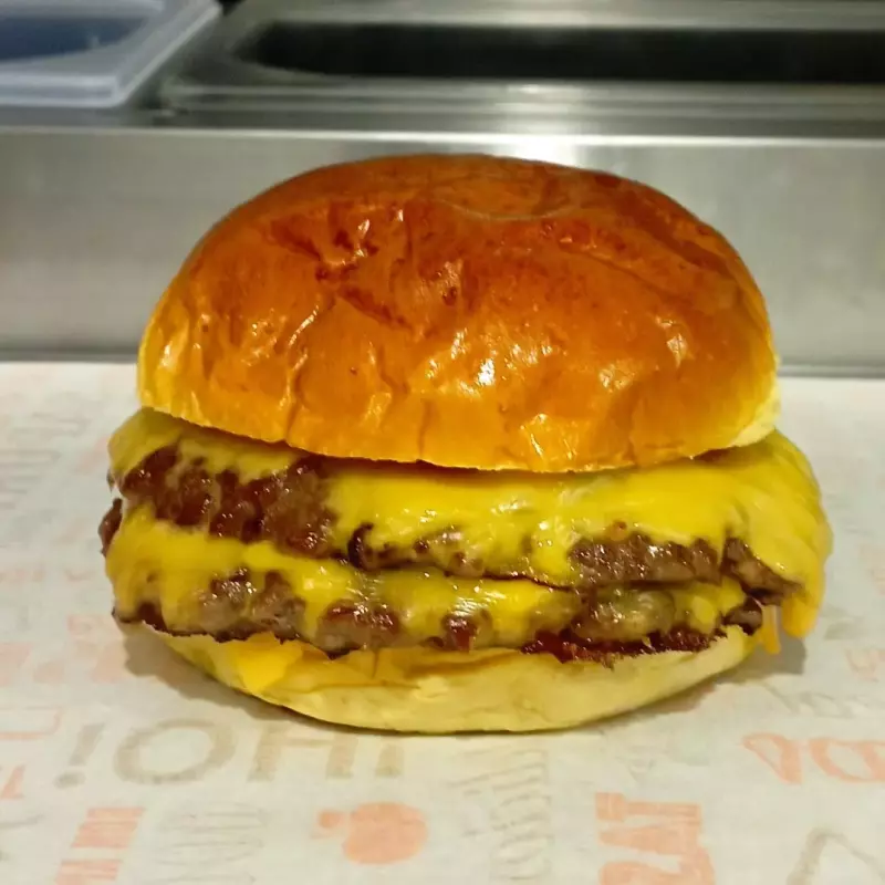 CHEESEBURGER