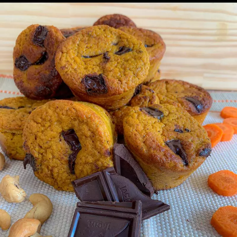 Muffin de cenoura com chocolate 70%