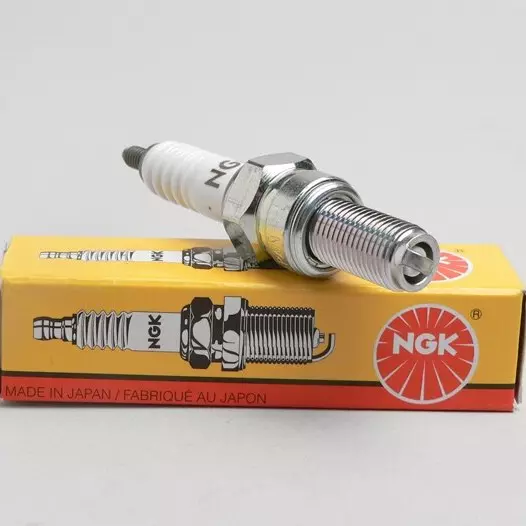 BUJIA NGK C8E
