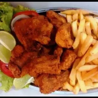 Filé de peixe mais fritas