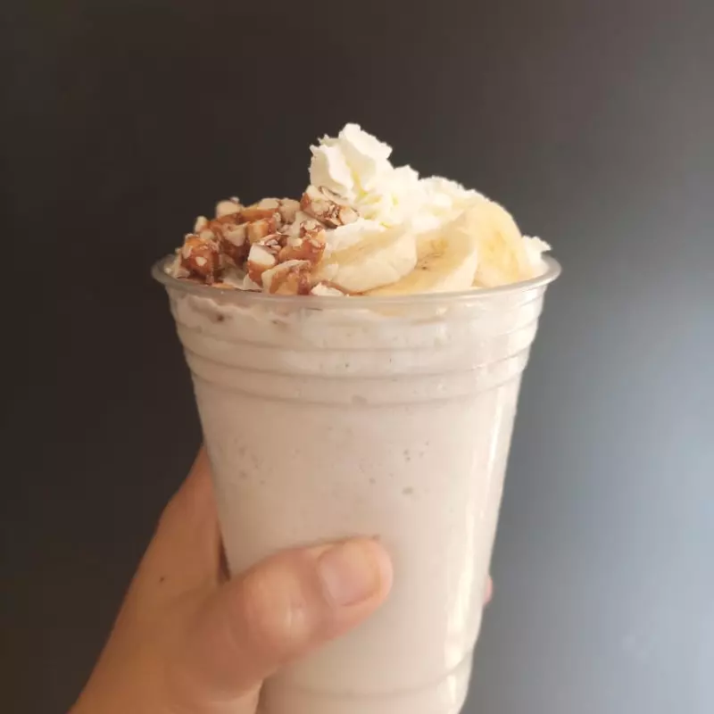 MALTEADA DE HORCHATA & PLÁTANO