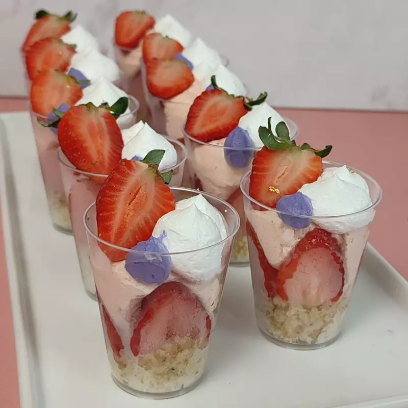 DocenaTriffle de Brigadeiro y Fresa