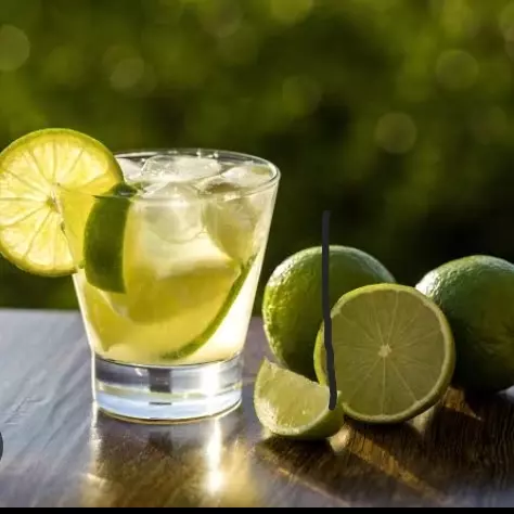 CAIPIROSCA C/ VODKA NACIONAL
