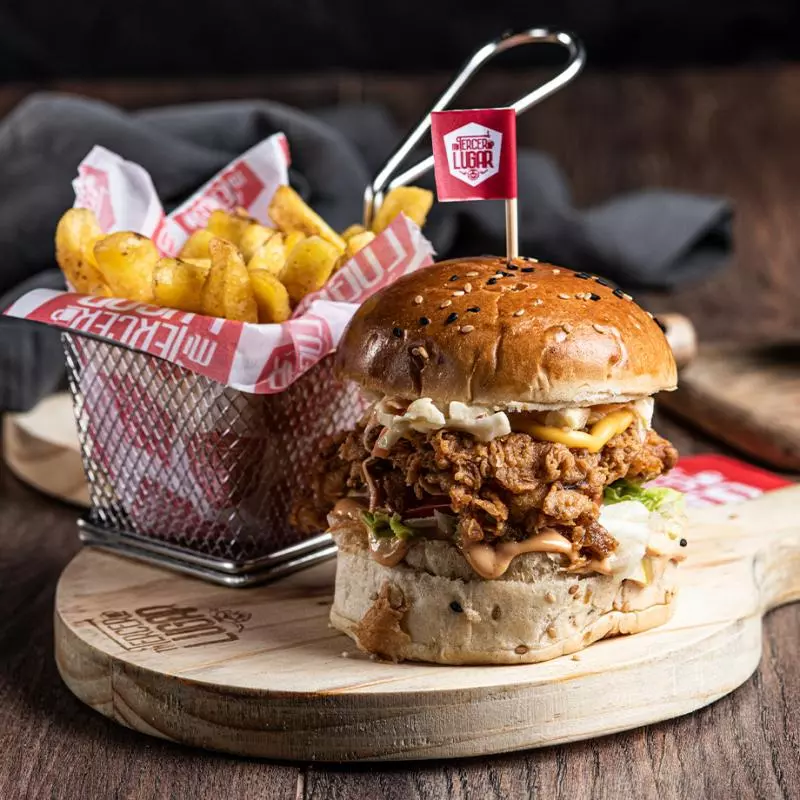 CRISPY CHICKEN SANDWICH