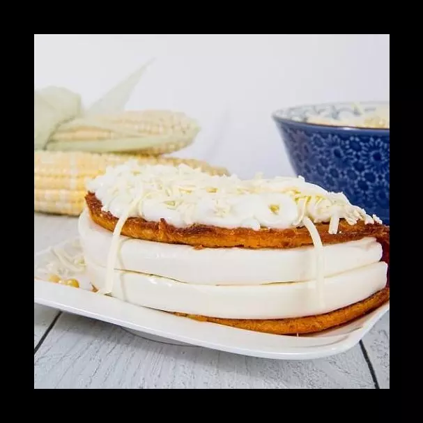 cachapa full queso
