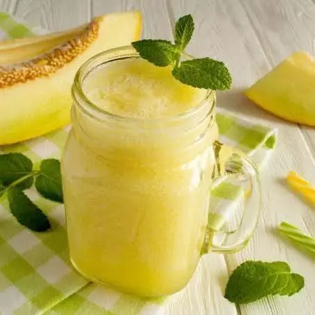 Suco de Melão com Hortelã e Limão