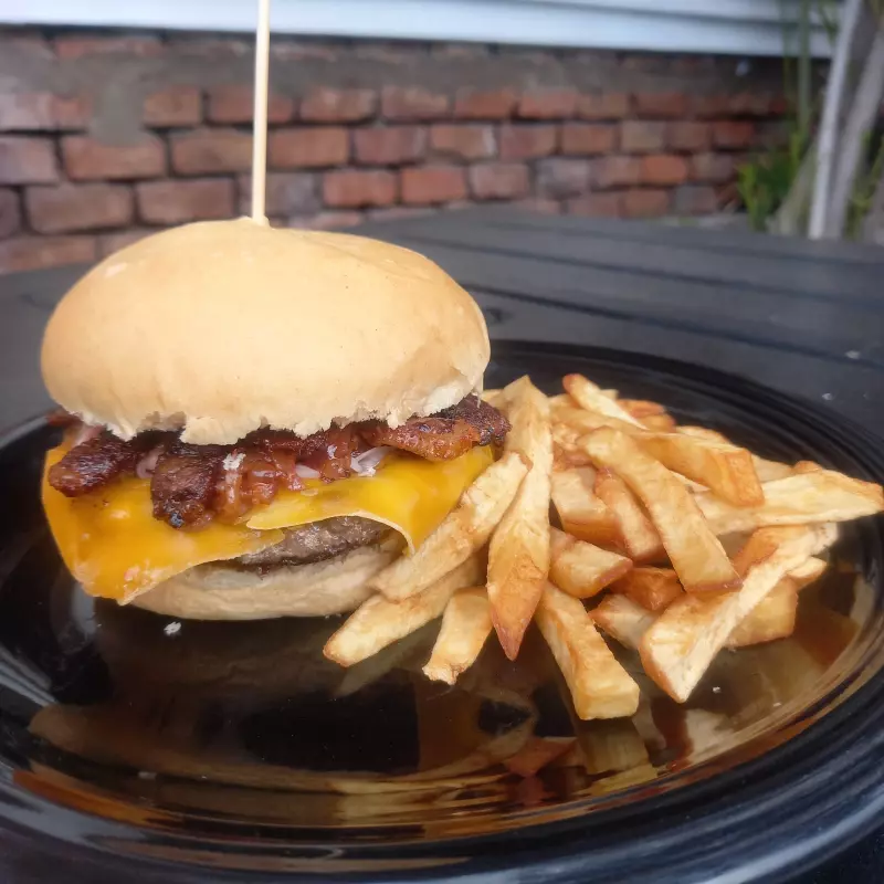 BURGER VIEJA BACON