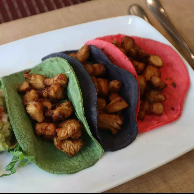 Tacos de Chicharron de Pechuga