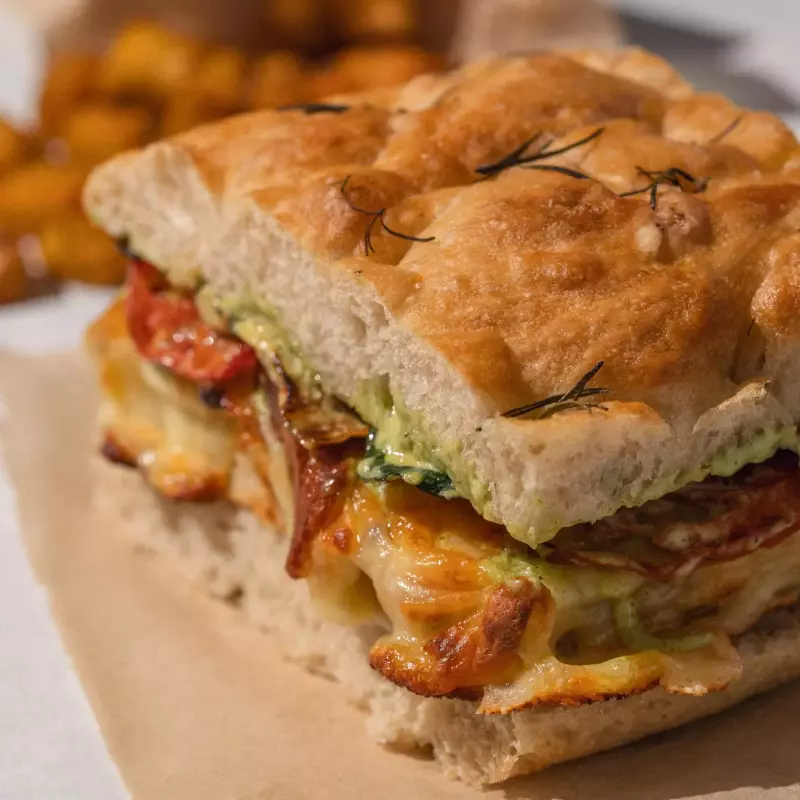 2x1–1 Boleo + 1 Reina