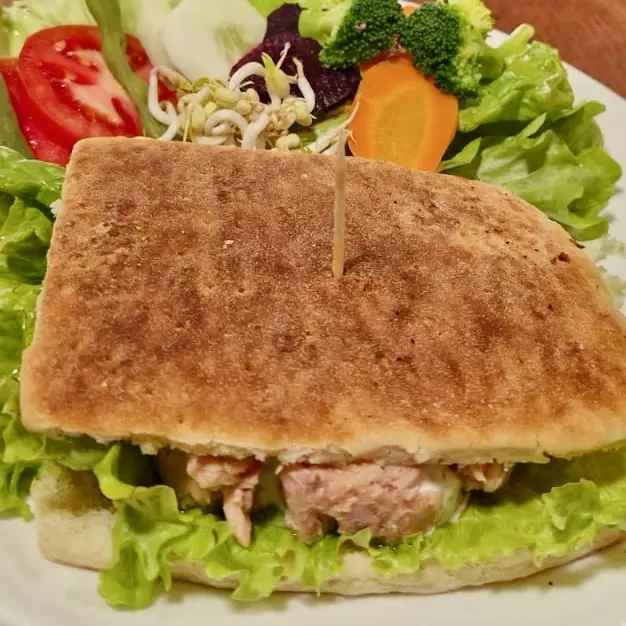 SANDWICH ATÚN