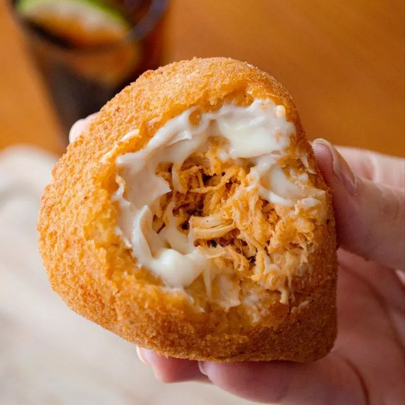 Coxinha de frango com catupiry