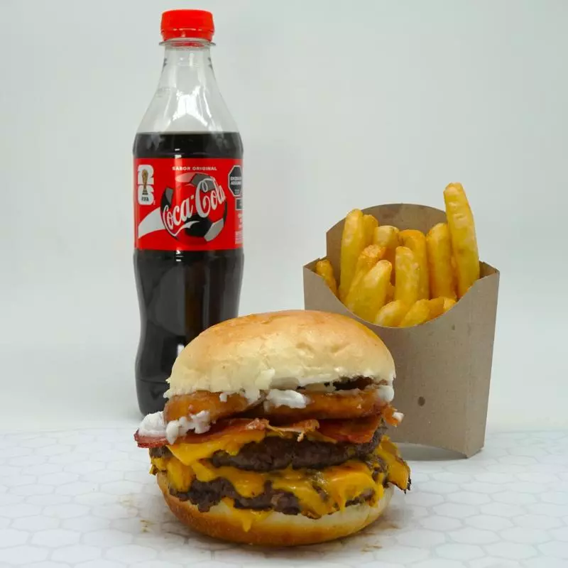 Combo Spot Doble + papas + bebida