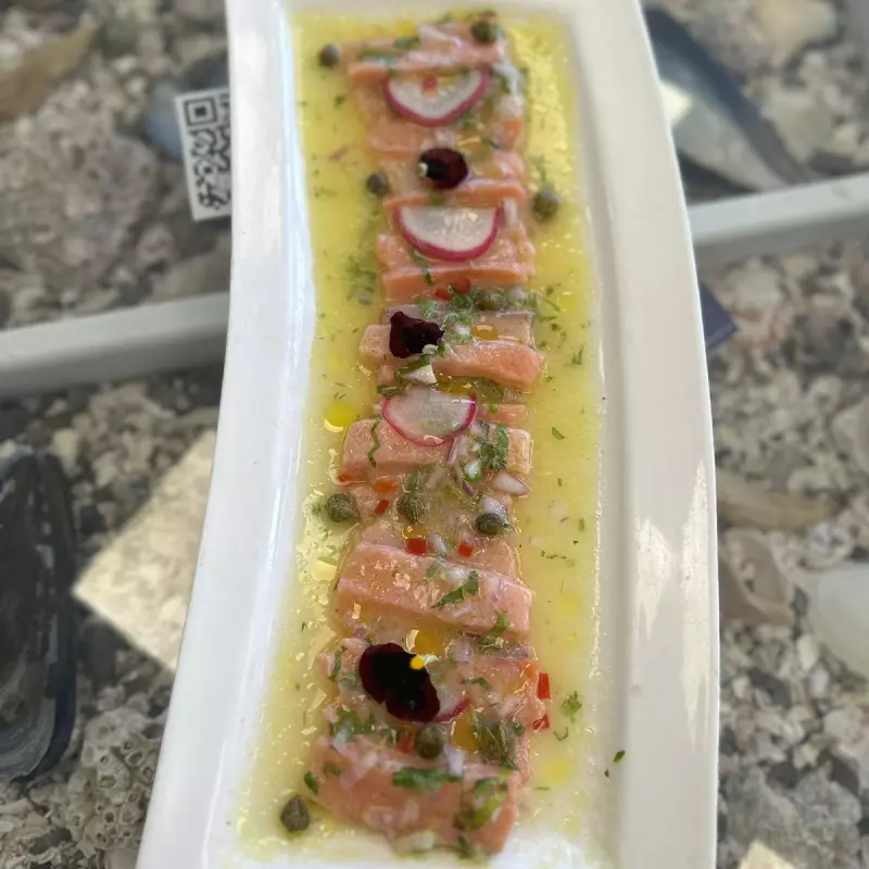 Carpaccio de salmón