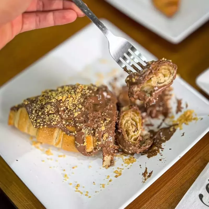 Croissant Tradicional Paçoca