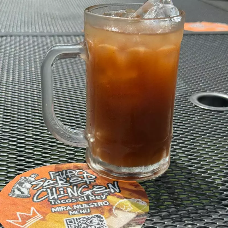 Agua fresca de tamarindo