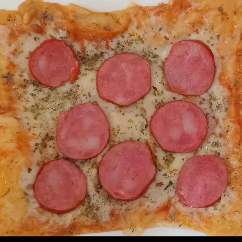 Pizza calabresa