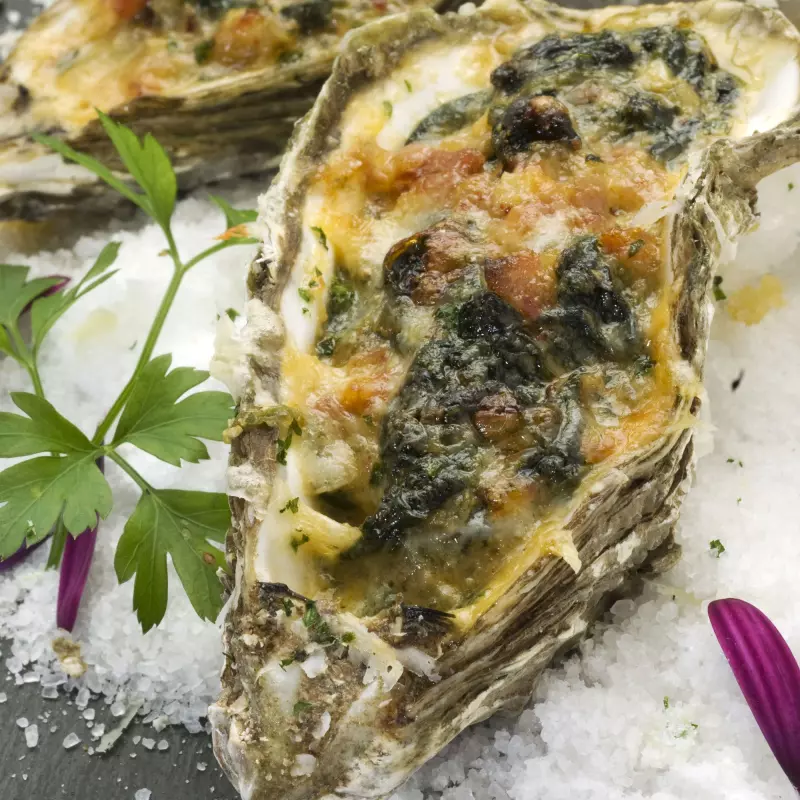 Ostiones rockefeller