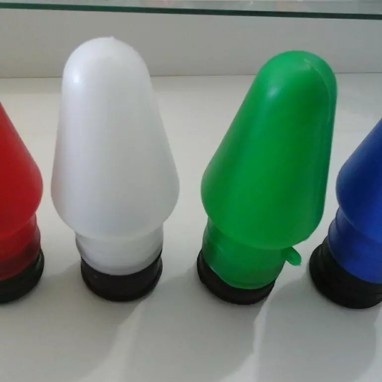 Boia luminosa branca com iluminador