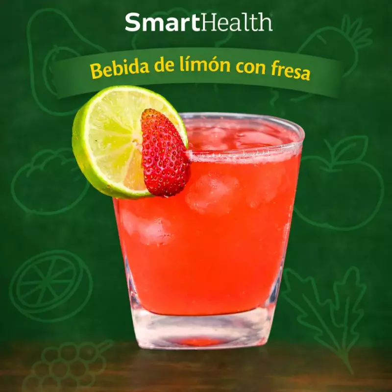 Bebida de limón con fresa