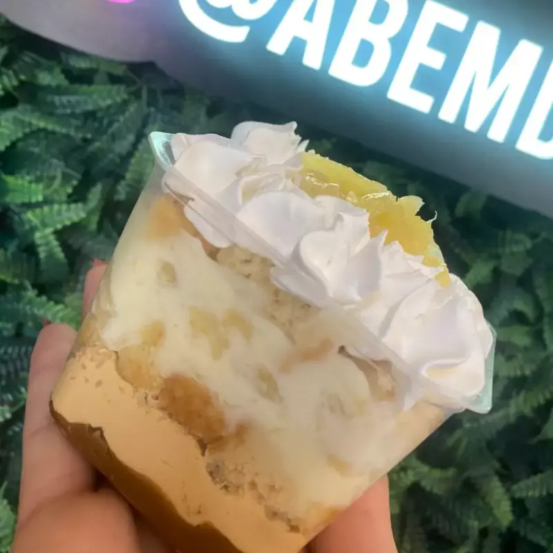 Bolo de pote Doce de leite e Abacaxi