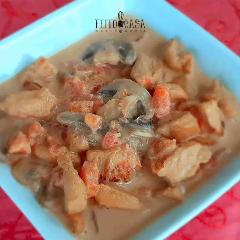 Estrogonofe de frango