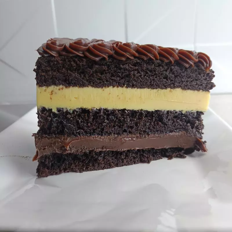 Fatia ( Black de maracujá e belga )