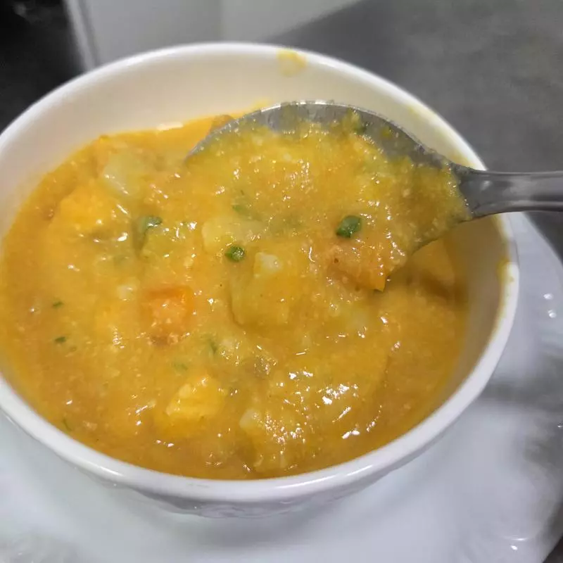 Creme de Grão de bico com tilapia