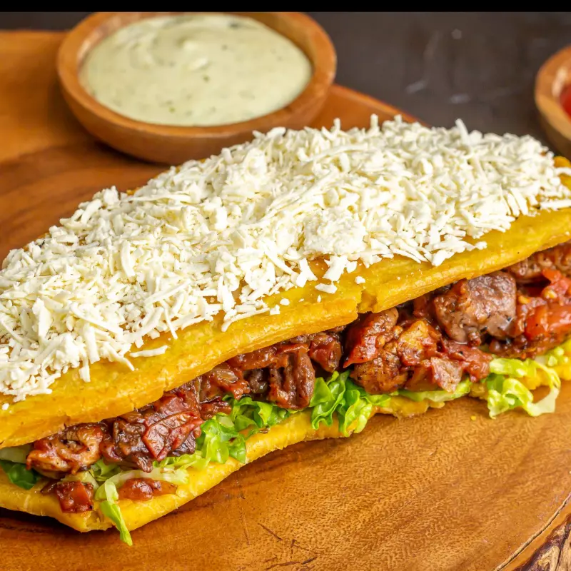 PATACON DE POLLO O CERDO