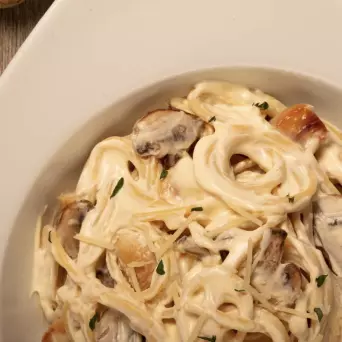 PASTA CON CHAMPIÑONES