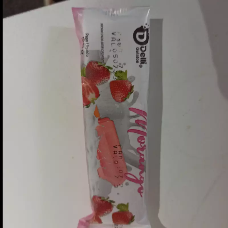 Picolé cremoso morango