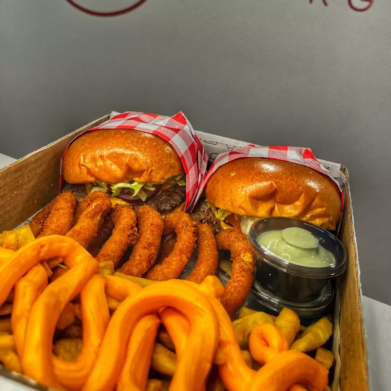 BOX CASAL + COCA 600ML