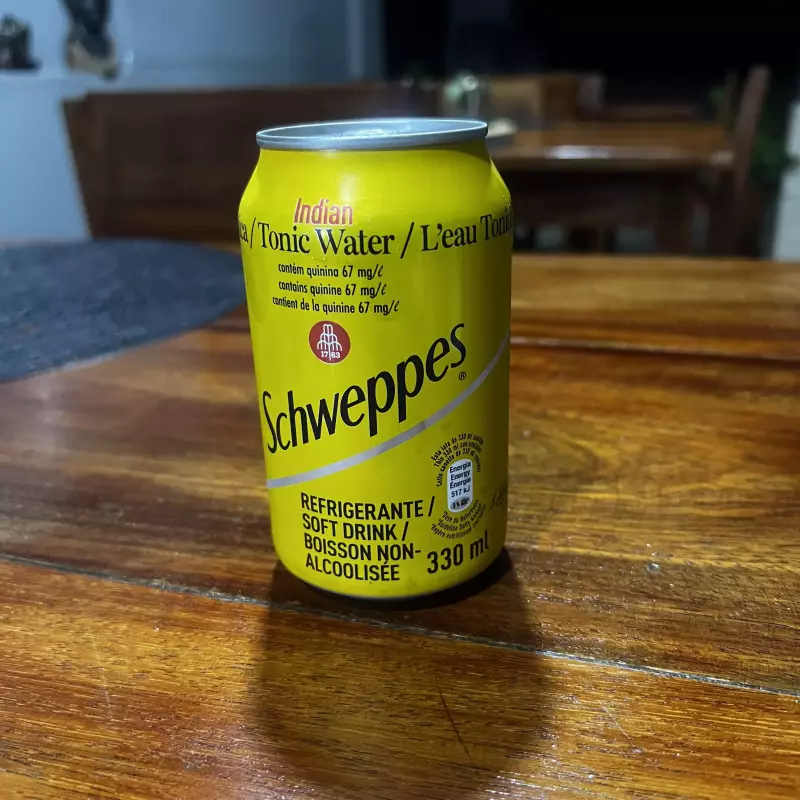 ´Àgua Tónica/Schweppes