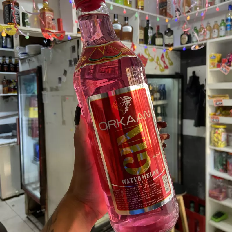 Garrafa de Gin Orkaan