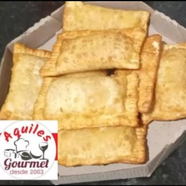 Porção Pastel Especial 8 Und