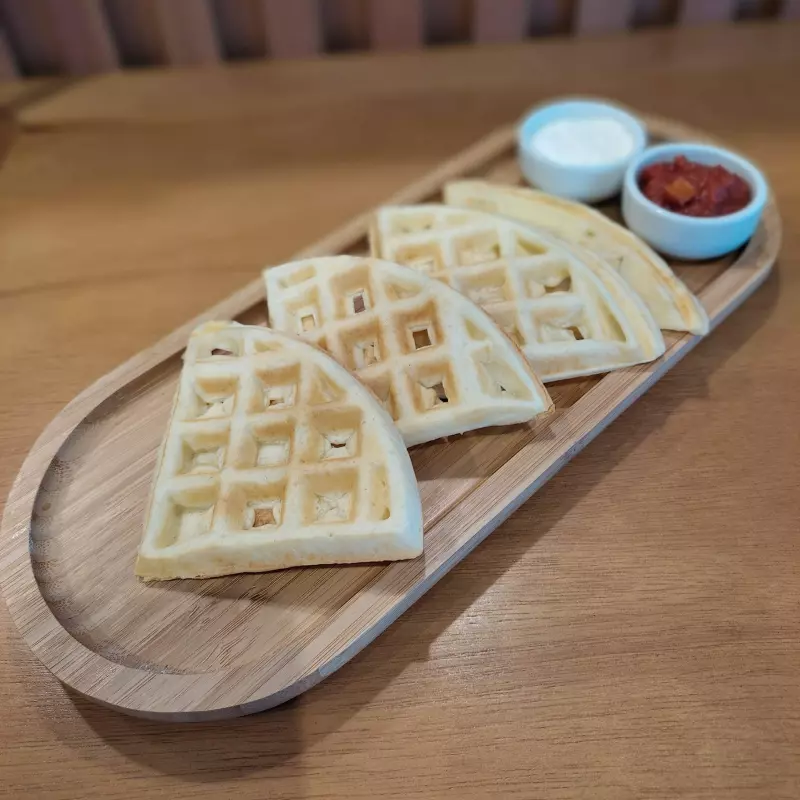 Waffle de Pão de Queijo