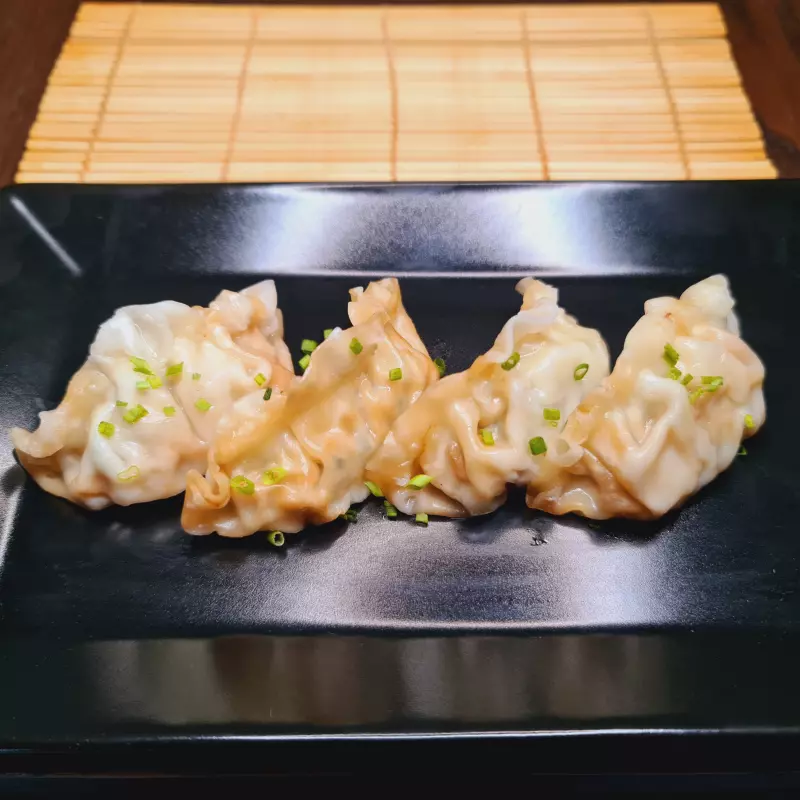 Gyozas de Frango (4 unidades)