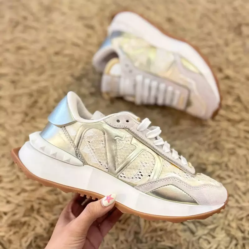 TENIS VALENTINO GOLD