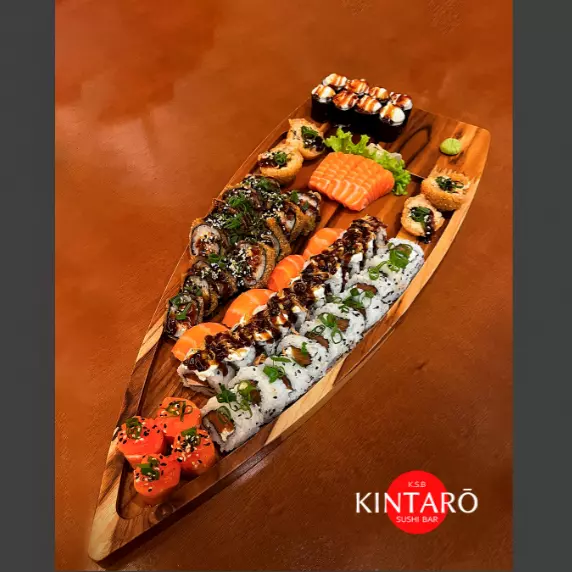 Combo Sakura (52 peças só salmão)