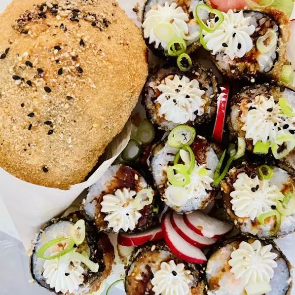 Hot Temaki Kani + Hot Filadélfia