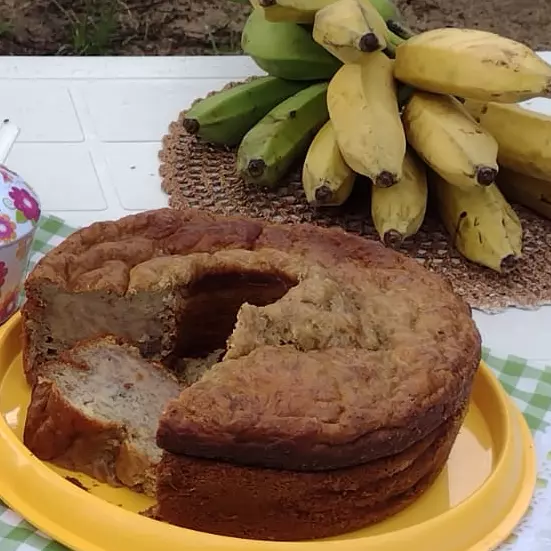 Bolo de frutas frescas