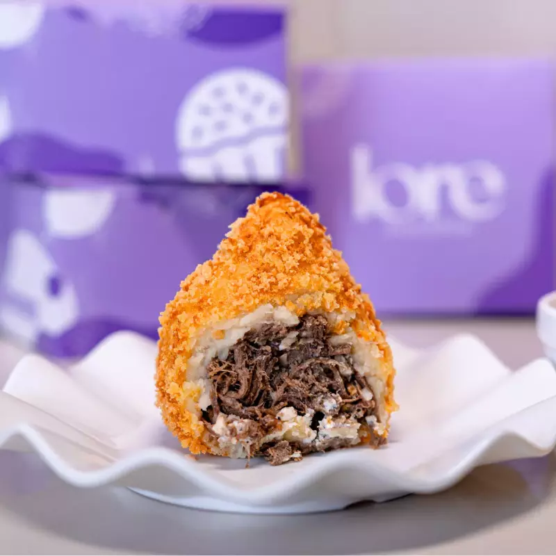 COXINHA DE COSTELA COM CREAM CHEESE