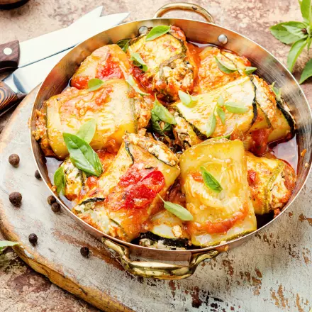 Rollitos de Zucchini con Quinoa y