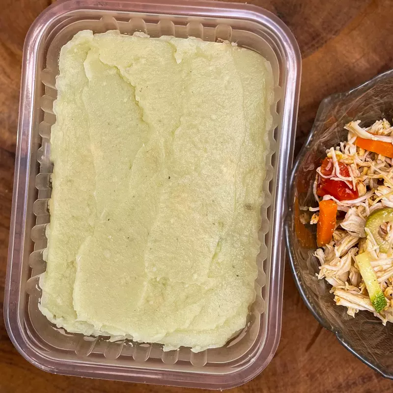 Escondidinho de baroa com frango