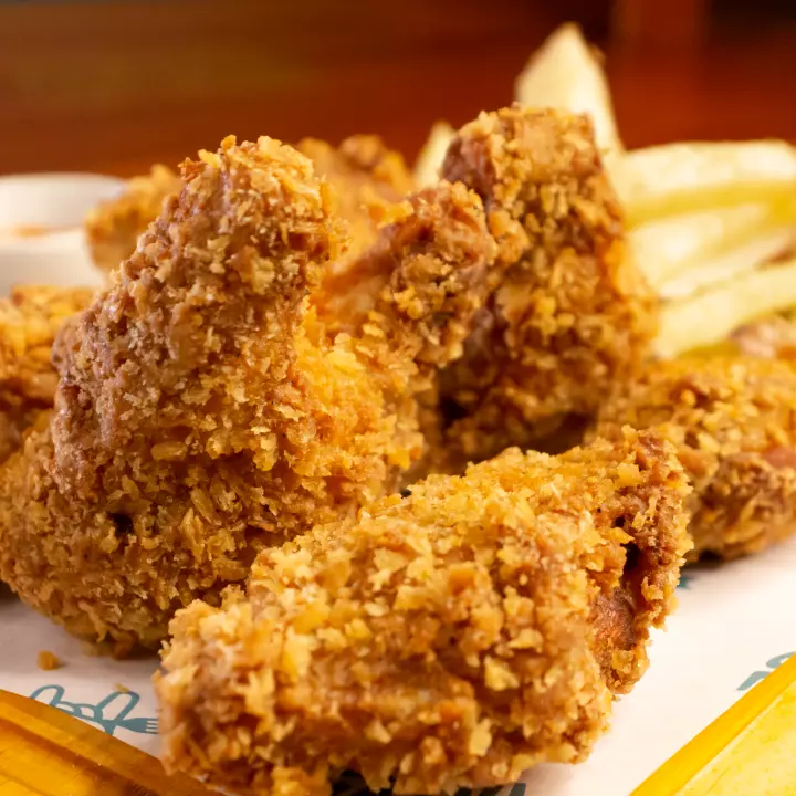 ALITAS CRISPY 6 UN | INCLUYE PAPAS