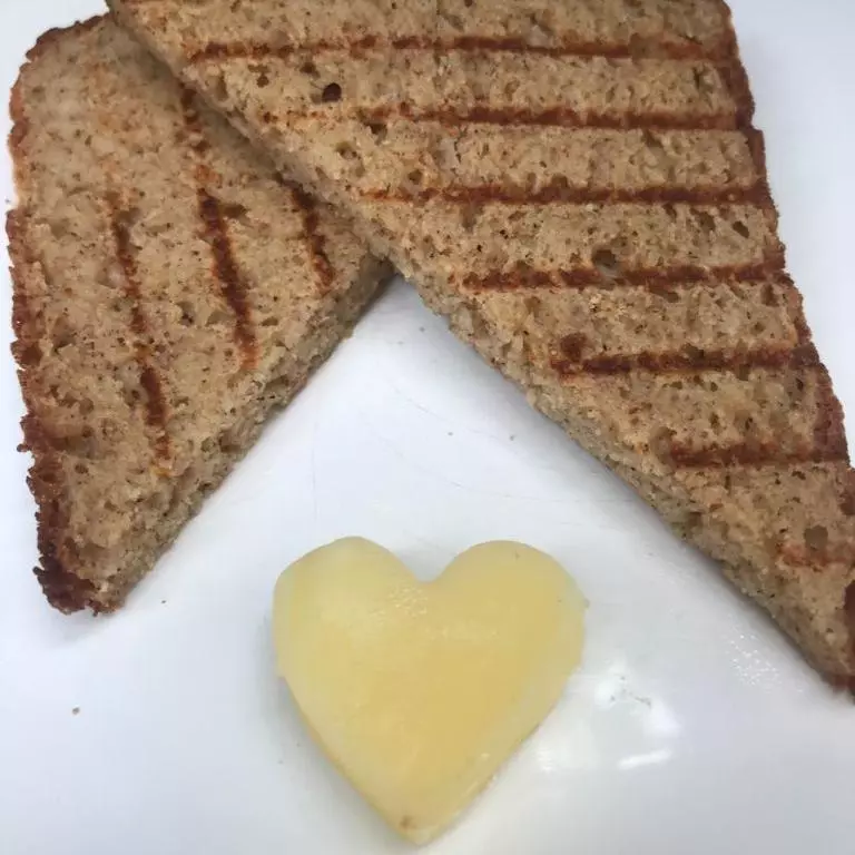 Pão Nossa Cria na chapa com Ghee