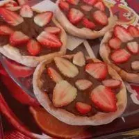 Esfiha de Morango com Chocolate